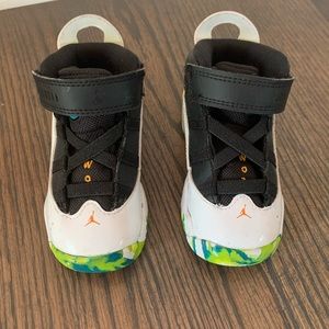 Toddler air Jordan’s multicolor